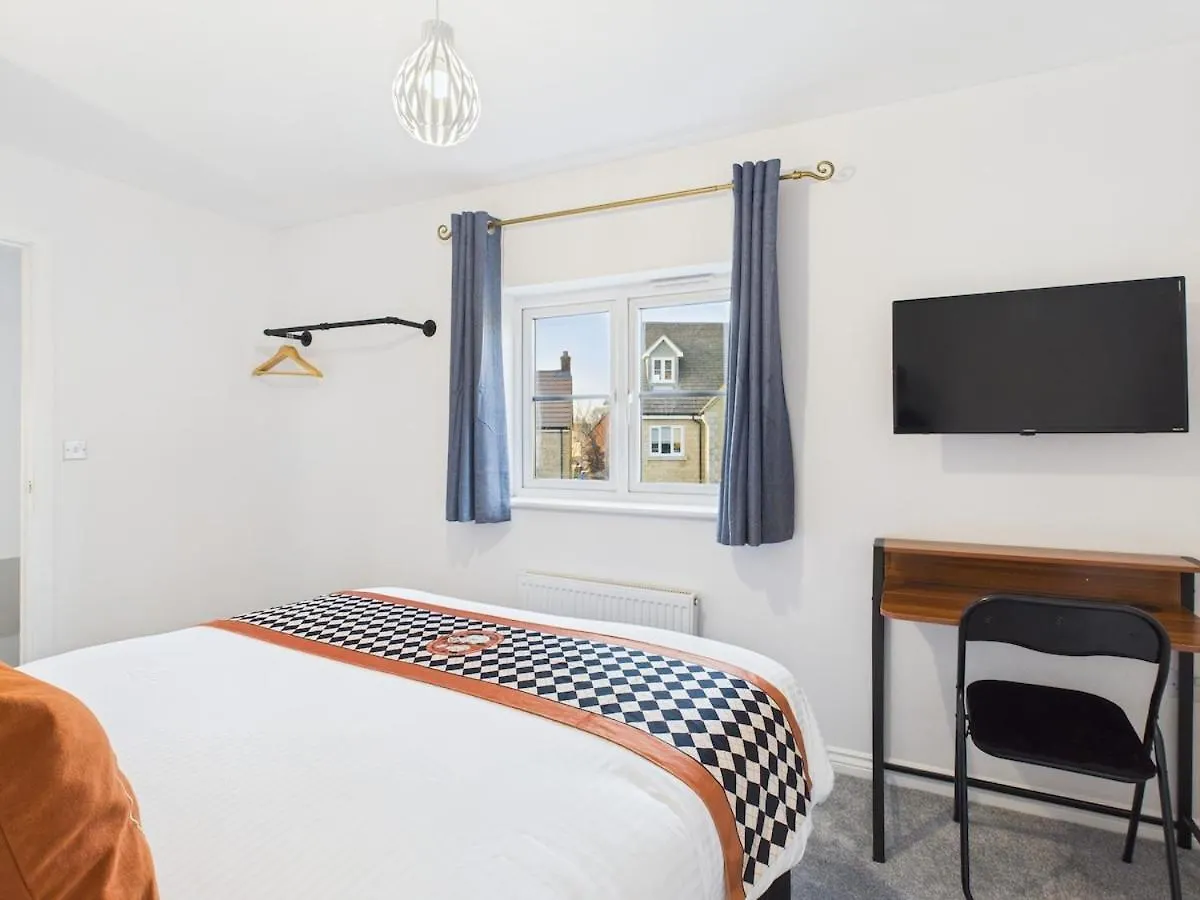 New Prestbury Place By Signature Stays - 5 Bedroom House Near Cheltenham Racecourse