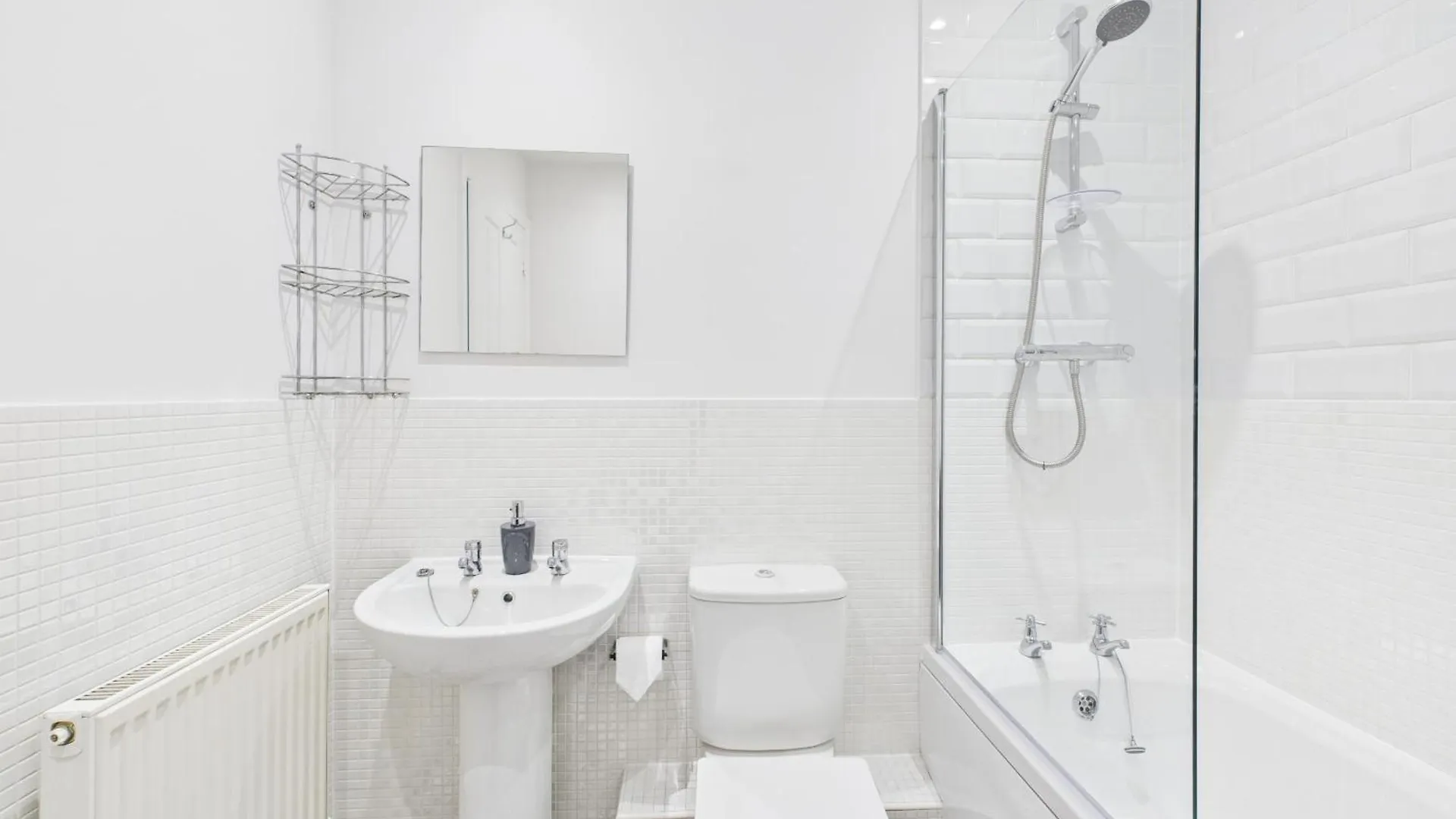 Holiday home New Prestbury Place By Signature Stays - 5 Bedroom House Near Cheltenham Racecourse